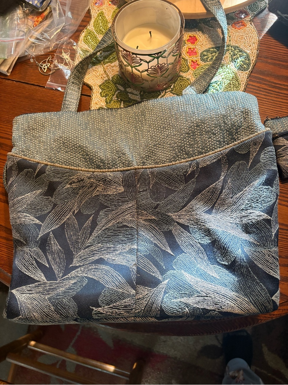 Stylish Blue Leaf-Print Shoulder Bag